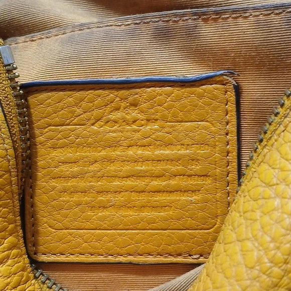 Coach Carrie Orange Pebbked Leather Handbag - Picture 10 of 13